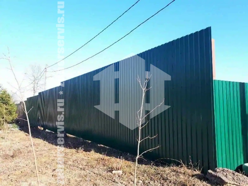 Забор из профнастила 88 метров зеленый
